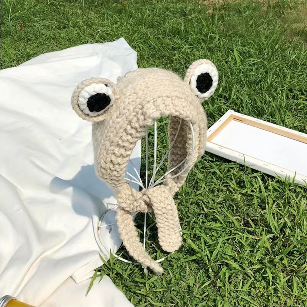 new! crochet frog eye headband